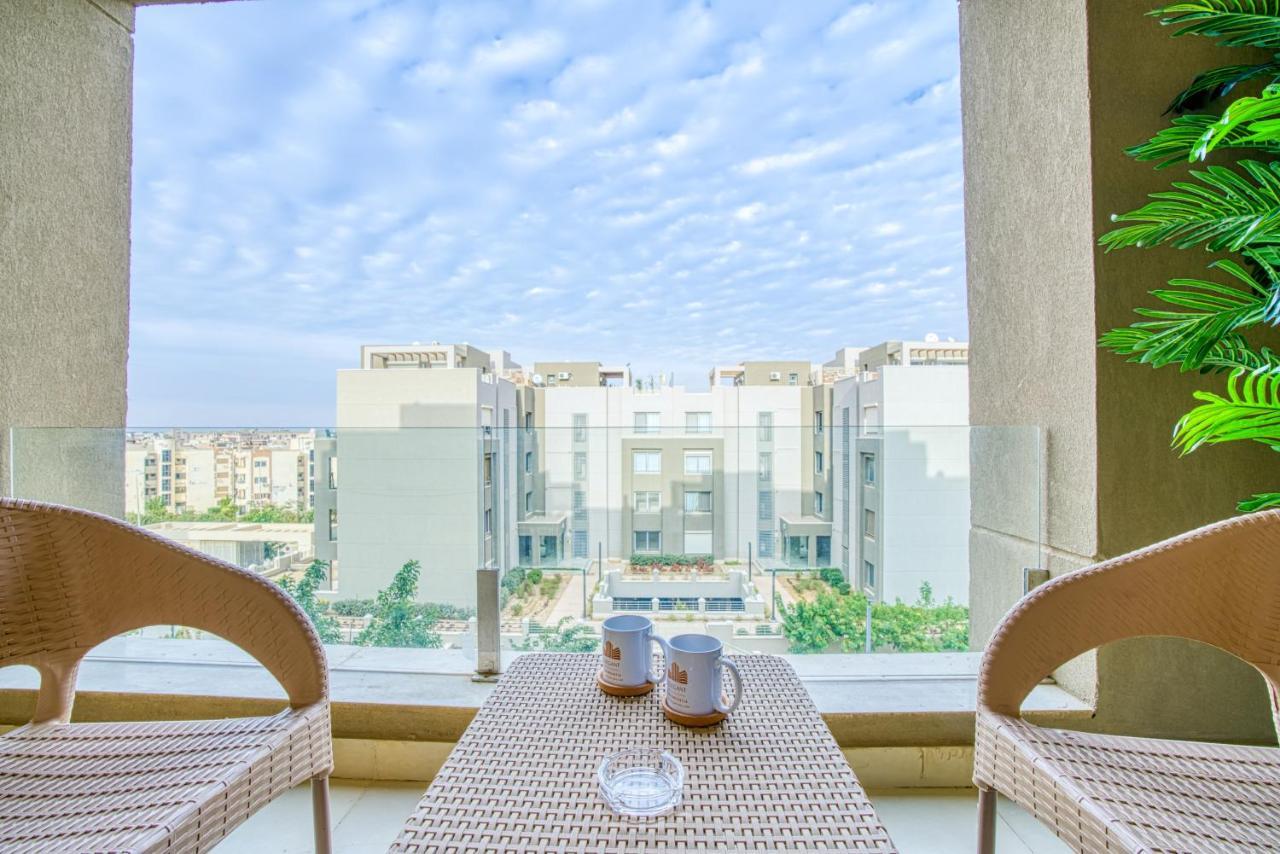 Luxurious 1 BR Apartment near Point 90 Mall✯ 开罗 外观 照片